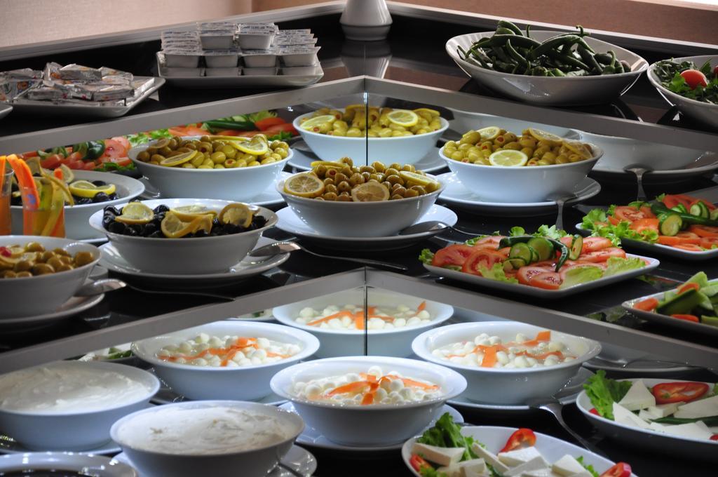Otel Mutevelli คาสตาโมนู ภายนอก รูปภาพ