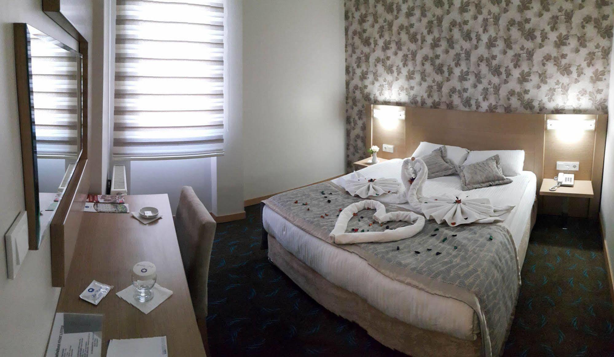 Otel Mutevelli คาสตาโมนู ภายนอก รูปภาพ